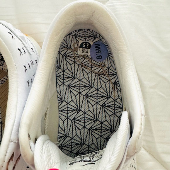 Nike Kobe X10 Mid EXT “White Gum” 🤍🤍🤍🤍 - Picture 3 of 7